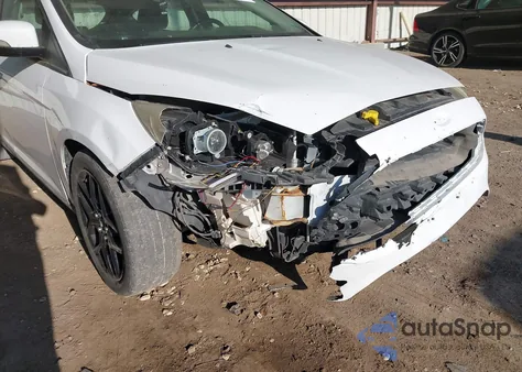 2016 Ford Focus Se from USA, damaged, VIN 1FADP3K27GL222353